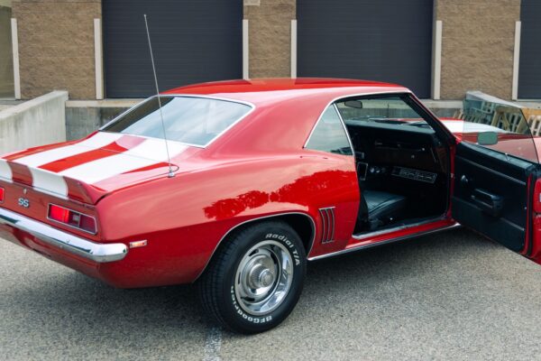 Velocity Rentals - Chevy Camaro 1969 (4)