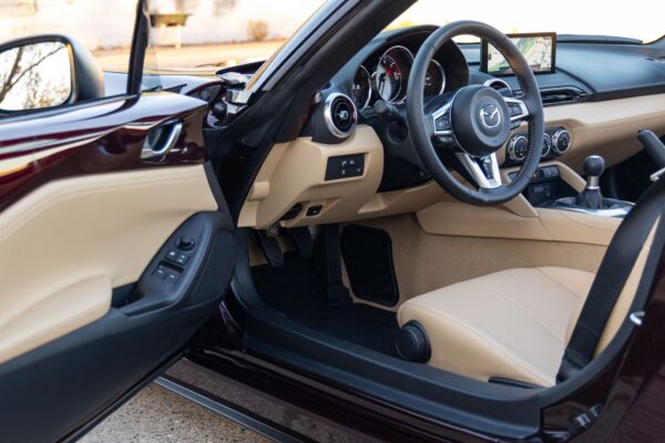 Velocity Rentals - MX5 (6)