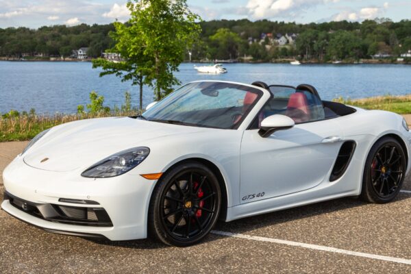 Velocity Rentals - Porsche 718 Boxster